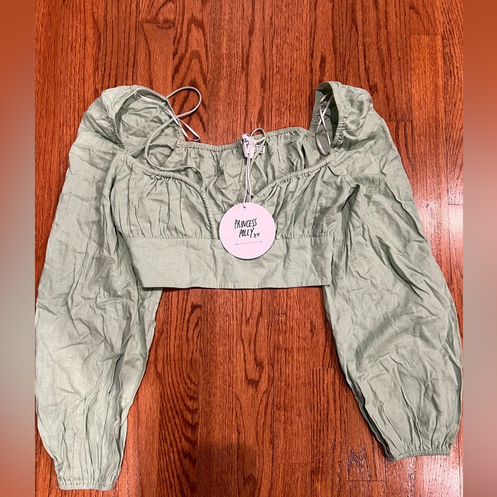 Princess Polly crop top. New with tags.  Light green. Size M